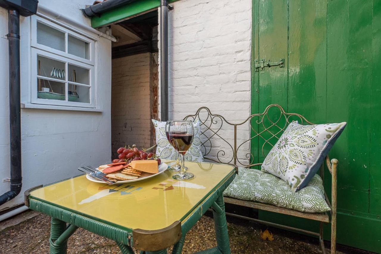 Holiday home Bonheur, *
